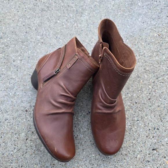 Cobb Hill Ankle Boots with Side Zipper Women Size 11 - Picture 1 of 11
